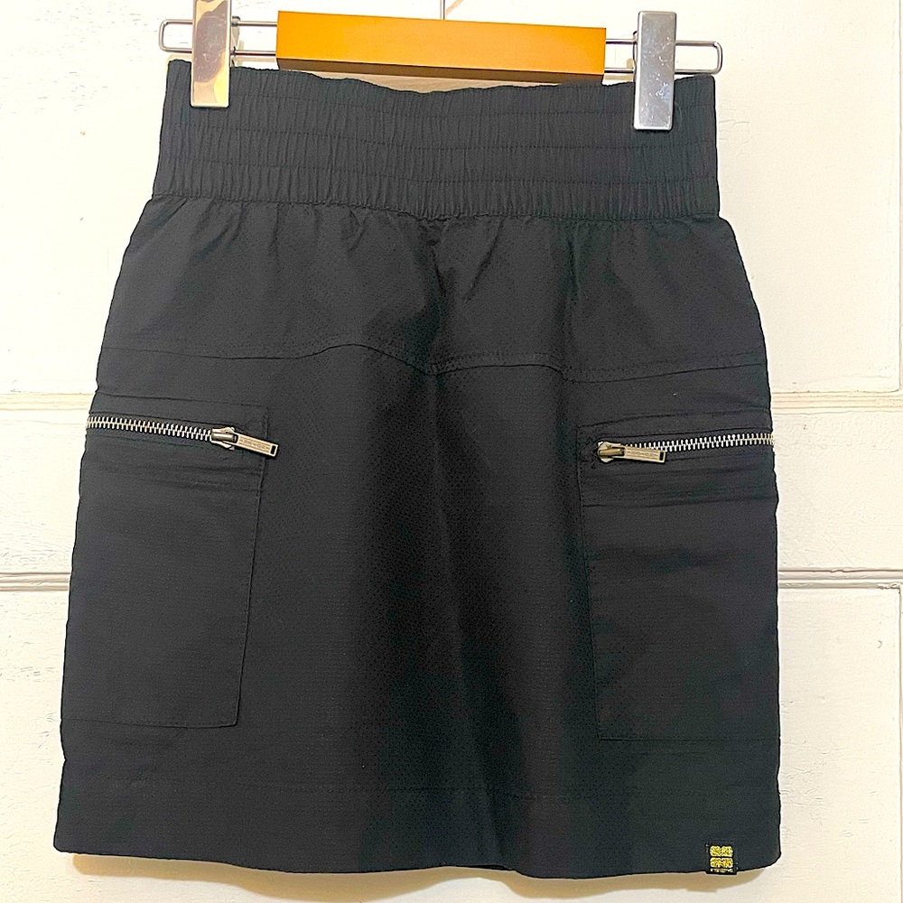 2000’s Black Utility Mini Skirt